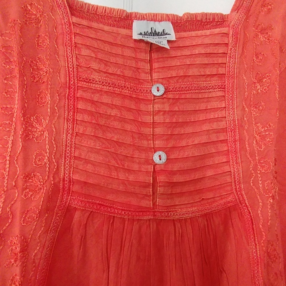 1 LEFT❗NEW Metropolitan Embroidered Top - Picture 6 of 7